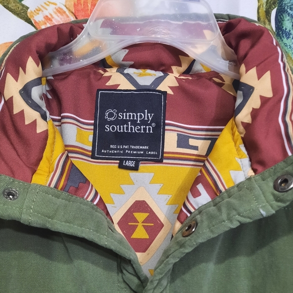 [Simply Southern] Mens soft aztec print lined vest. - Picture 6 of 6